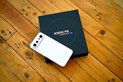 Vivo X300 FE