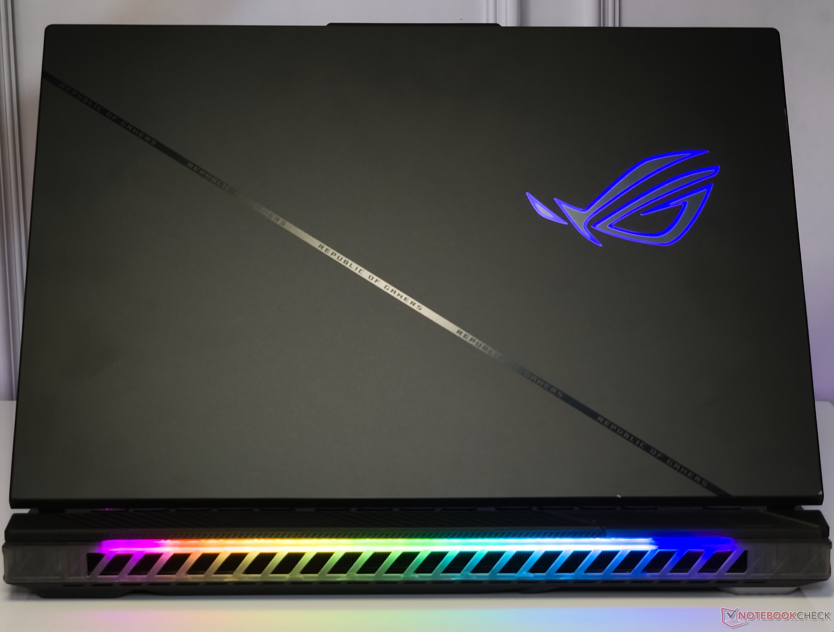 Обзор ноутбука Asus ROG Strix Scar 16 (2024): Топовая производительность и  превосходство miniLED - notebookcheck-ru.com Обзоры