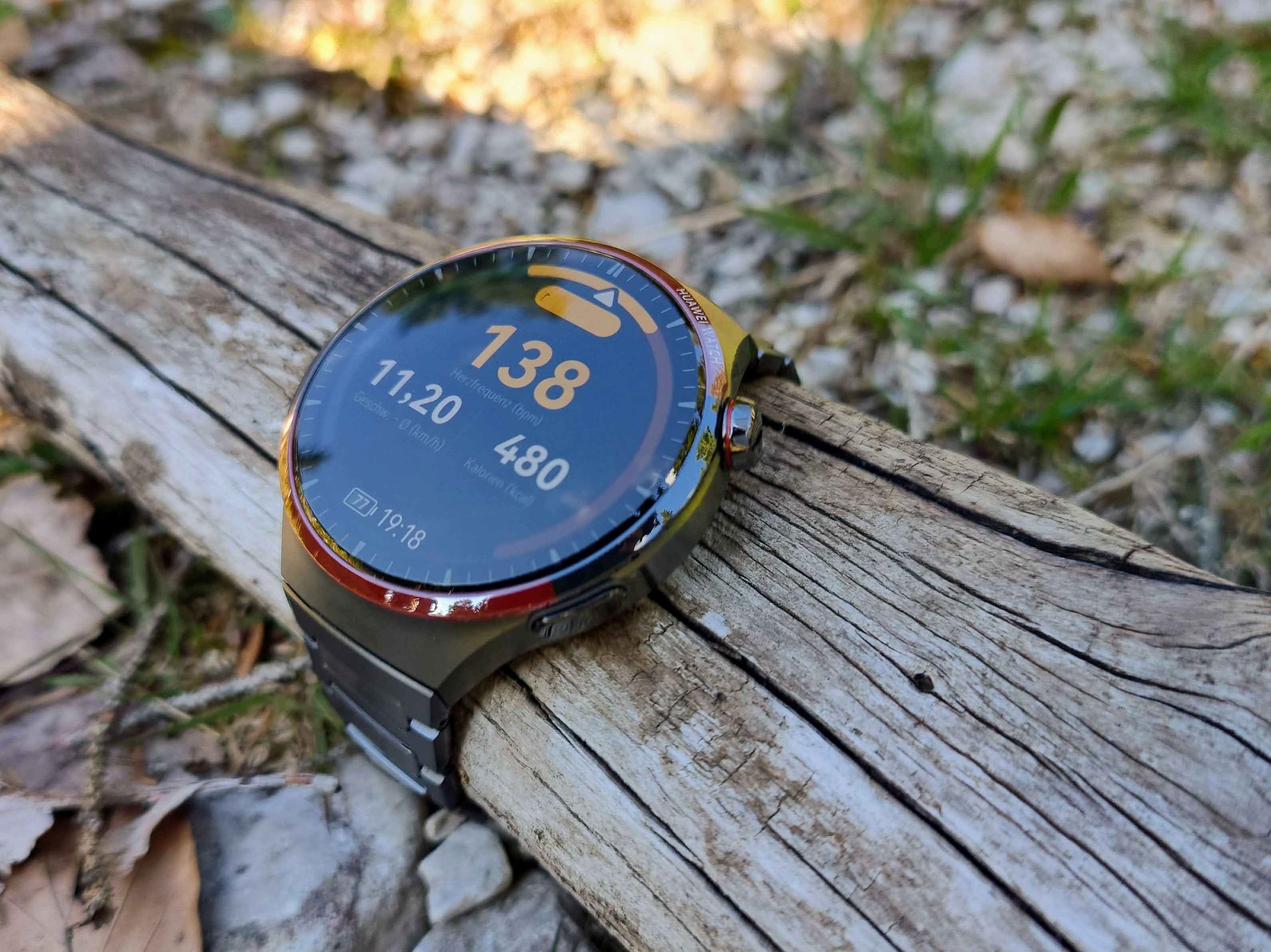 Обзор умных часов Huawei Watch 4 Pro Space Edition - Титановая модель  получила редизайн - notebookcheck-ru.com Обзоры