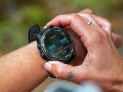 В последнем обновлении для своих смарт-часов Garmin, как утверждается, устранено более полудюжины ошибок. (Источник изображения: Garmin)