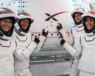 Скафандры для внекорабельной деятельности (EVA) (Источник изображения: SpaceX)