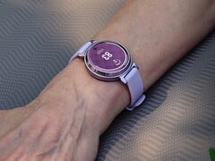 Обновление прошивки Garmin версии 7.10 теперь доступно для смарт-часов Lily 2. (Источник изображения: Garmin)