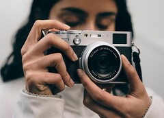 Fujifilm X100VI предлагается на eBay по цене более чем на $1,000 выше прейскурантной. (Источник изображения: Fujifilm)