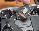 Несмотря на то, что SSD является съемным, это проприетарный модуль (Источник изображения: @L0vetodream)