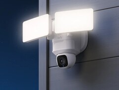 Камера eufy Security Floodlight Cam E30 поступила в продажу в США. (Источник изображения: eufy)