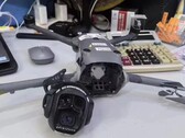 Ожидается, что Mavic 4 будет оснащен тройным набором камер. (Источник изображения: @Quadro_News)