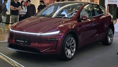 Новая Tesla Model Y в ультракрасном цвете (Источник изображения: Sawyer Merritt/X)