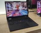 Практическое использование: От малого к большому - Lenovo выпускает первый T ThinkPad с функциями пера и планшета и взамен выпускает X13 2-в-1 (на фото: ThinkPad T14s 2-в-1 Gen 1, источник изображения: Benjamin Herzig/Notebookcheck.com)