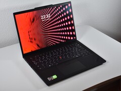 OLED съедает батарею: Обзор ноутбука Lenovo ThinkPad P14s Gen 5 AMD