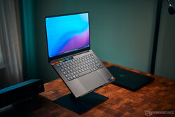 Razer Blade 14 2025