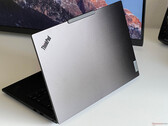 Обзор ноутбука Lenovo ThinkPad P14s G5 - мобильная рабочая станция теперь с RTX 500 Ada и 3K IPS экраном