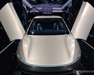 Tesla не будет запускать свой сервис роботакси с Cybercabs (Источник изображения: Notebookcheck)