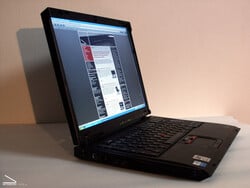 IBM ThinkPad R50p (2004) (источник изображения: Notebookcheck.com)