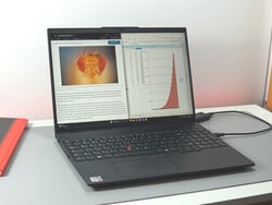 ThinkPad L16 G1, предоставлен