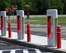 Зарядные станции Tesla Superchargers. Калифорния может похвастаться тем, что количество станций зарядки EV превышает количество бензоколонок (Источник изображения: J Dean на Unsplash)