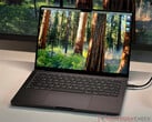 Apple возможно, установила новые QD-LED панели в свои последние модели MacBook Pros. (Источник изображения: Notebookcheck)