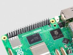 Новый Raspberry Pi 5 оснащен восемью наборами плашек оперативной памяти LPDDR4X объемом 2 Гб, произведенных компанией Micron. (Источник изображения: Raspberry Pi)