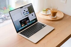 Ожидается, что MacBook Air нового поколения будет официально представлен в ближайшее время. (Источник изображения: Taan Huyn)