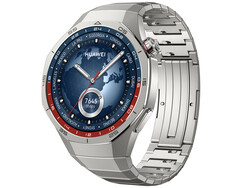 Huawei Watch GT 5 Pro 46 мм в версии Classic Edition с титановым ремешком