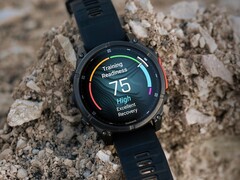 Возможно, произошла утечка новых версий смарт-часов Garmin Fenix 8 (вверху). (Источник изображения: Garmin)