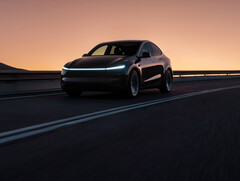 Бесплатная передача FSD теперь действительна для новой Model Y, плюс скидки для постоянных клиентов. (Источник изображения: Tesla)