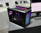 Грядущий ПК MEG Vision X AI от MSI, работающий на RTX 50, оснащен встроенным дисплеем. (Источник изображения: Cowcotland)