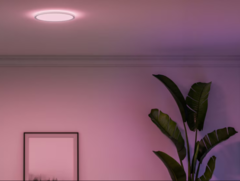 Круглая светодиодная потолочная панель Philips Hue Tento доступна в некоторых европейских странах. (Источник изображения: Philips Hue)