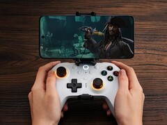 Клипса 8BitDo Mobile Clip для беспроводного контроллера 8BitDo Ultimate 2 работает с большими смартфонами. (Источник изображения: 8BitDo)