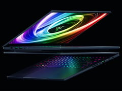 Новейшая модель Razer Blade 16 имеет обновленную клавиатуру, а также новое внутреннее оборудование. (Источник изображения: Razer)