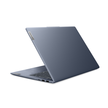 Lenovo все же удалось вместить два порта USB Type-A в свой IdeaPad Slim 5x. (Источник изображения: Lenovo)