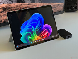 Обзор: Microsoft Surface Pro Copilot+. Устройство для обзора предоставлено: