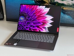 Обзор Lenovo Yoga Pro 7 14 G9. Тестовое устройство предоставлено: