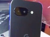 Google Pixel 9a появился в видеоролике, снятом своими руками перед ожидаемым мартовским запуском (Источник изображения: Shane Craig)