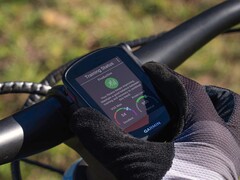 Компания Garmin выпустила крупное обновление Q3 для некоторых компьютеров Edge, включая Edge 840 (вверху). (Источник изображения: Garmin)