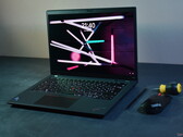 Обзор Lenovo ThinkPad P14s G4 Intel: Маленькая рабочая станция с OLED-экраном и слабой автономностью