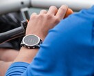 Garmin Fenix 8 - это преемник модели Fenix 7 (вверху). (Источник изображения: Garmin)