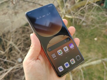 Тестовый смартфон Realme GT7 Pro (Источник изображения: Marcus Herbrich)