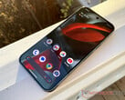 Pixel 9 Pro - одно из дюжины устройств Pixel, имеющих право на обновление AP4A.250205.002 от Google. (Источник изображения: Notebookcheck)