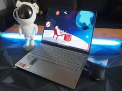 Обзор ноутбука Lenovo Yoga Slim 6 14: Премьера Radeon 740M