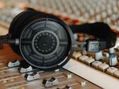 ATH-R70xa - одни из трех референсных наушников серии R, выпущенных компанией Audio-Technica на выставке NAMM Show 2025. (Источник изображения: Audio-Technica)