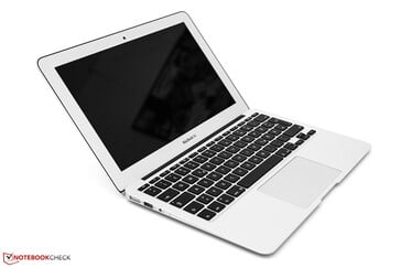 Начало 2010-х годов: Apple Ноутбук MacBook Air (источник изображения: Sebastian Jentsch/Notebookcheck.com)