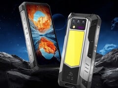 WP100 Titan сочетает в себе смартфон, пауэрбанк, проектор, фонарик и сирену в одном устройстве (Источник изображения: Oukitel)