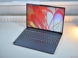 Lenovo IdeaPad Slim 3 15Q8X10
