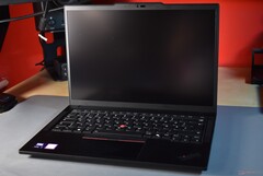 Lenovo ThinkPad T14 G5: Почти идеальный бизнес-ноутбук (источник изображения: notebookcheck.com)