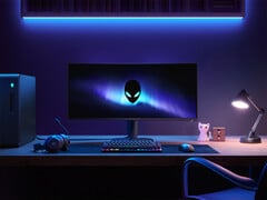 Alienware AW3225DM оснащен изогнутой QHD-панелью с частотой обновления 180 Гц (Источник изображения: Dell)