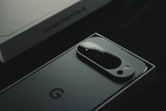 Будущие смартфоны Pixel могут обменять производительность на более длительное время автономной работы и улучшенные тепловые характеристики. (Источник изображения: Samuel Angor &amp;amp; Unsplash)