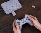 Набор 8BitDo Mod Kit для оригинального контроллера PlayStation добавляет поддержку Bluetooth и перезаряжаемый аккумулятор. (Источник изображения: 8BitDo)