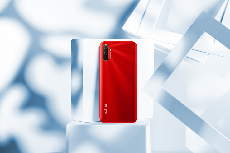 Realme C3 в красном цвете 